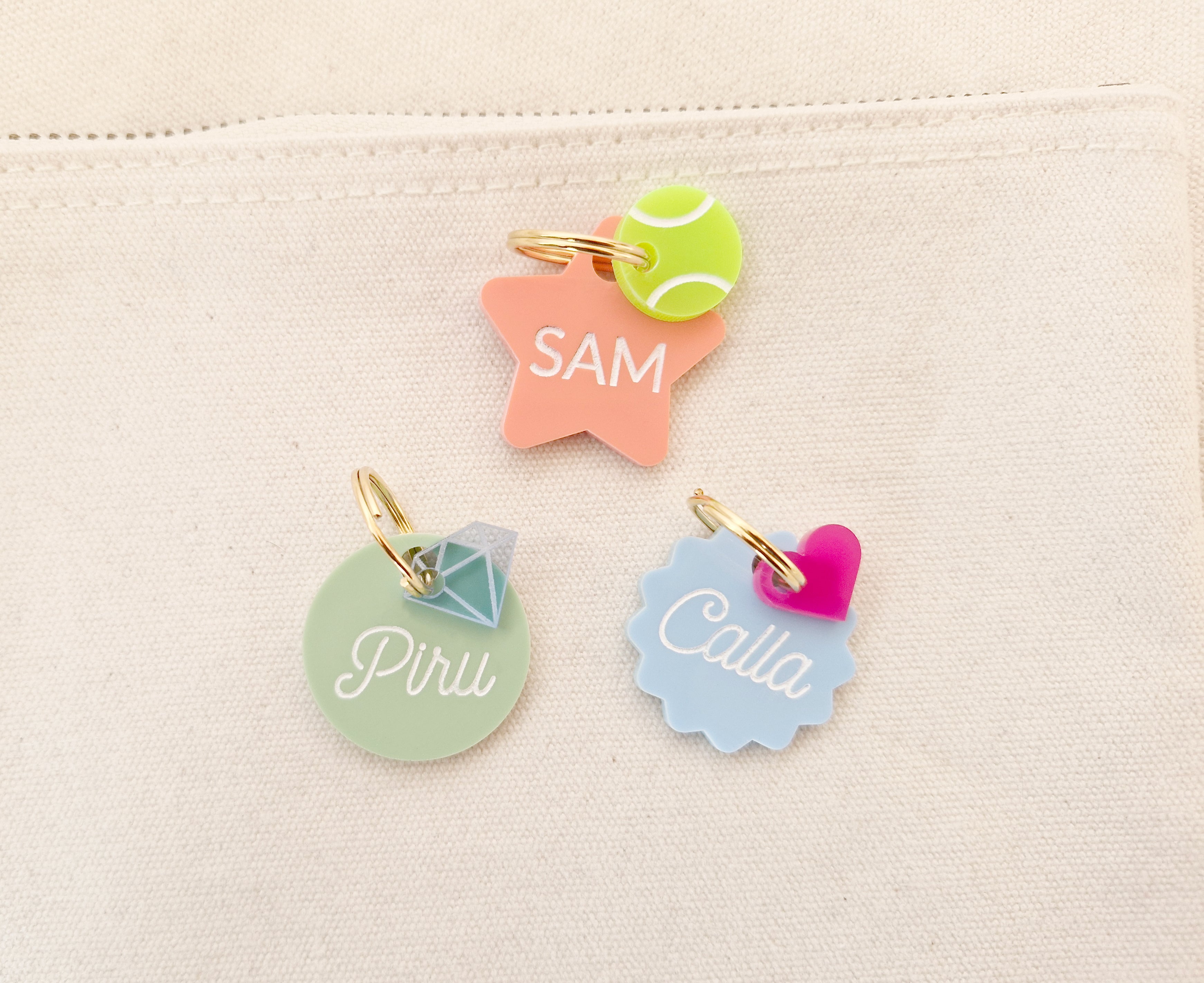 Personalisierte Acryl-Hundemarke - Shape